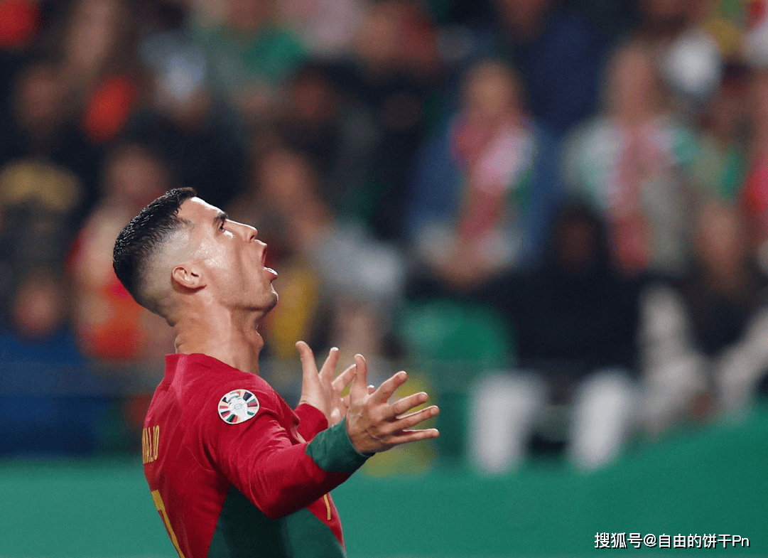 九游体育梅西在尤文图斯比赛中出色防守，大胜引发热议！(梅西在尤文图斯比赛中出色防守,大胜引发热议的是谁)